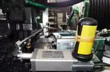 Actuator electric pentru accelerație
